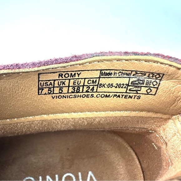 Vionic Romy Ankle Boot 7.5 Red Shiraz Zip Up Bootie Womens Brand New - Picture 3 of 10